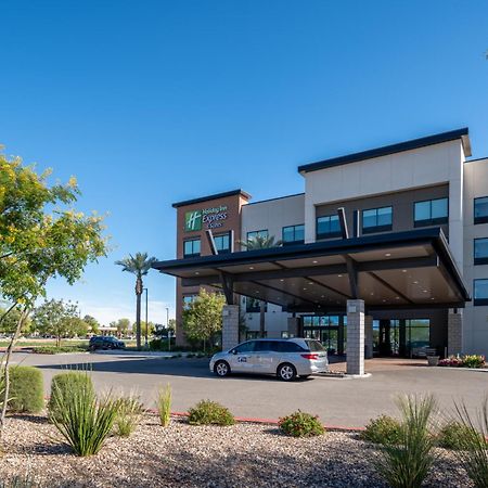 Holiday Inn Express & Suites - Gilbert - Mesa Gateway Airport Kültér fotó
