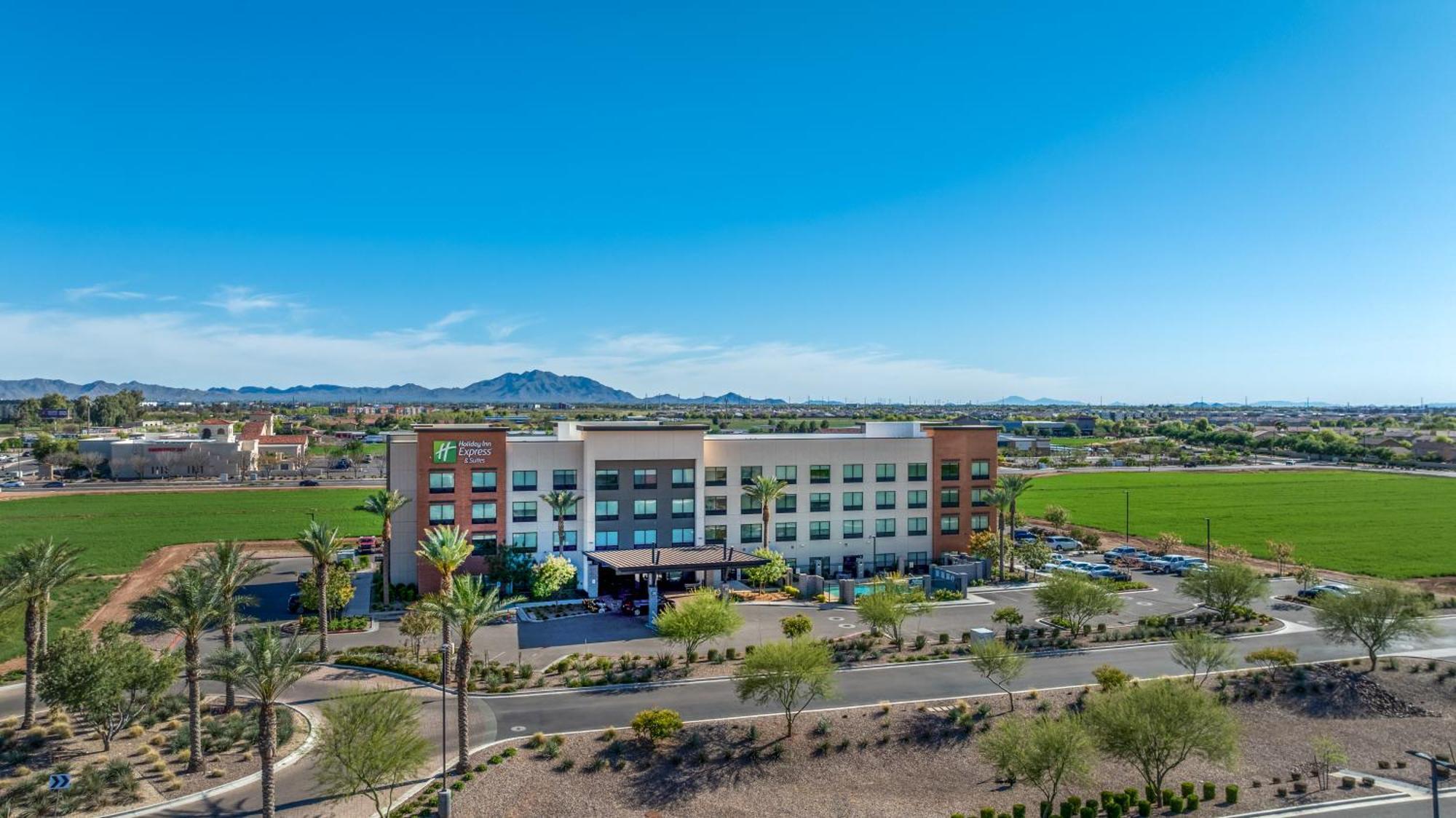 Holiday Inn Express & Suites - Gilbert - Mesa Gateway Airport Kültér fotó